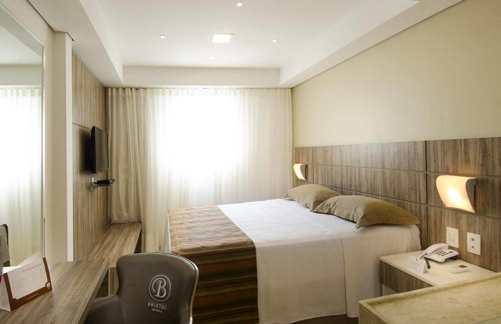 Profissionalle Hotel Sao Luis Eksteriør bilde
